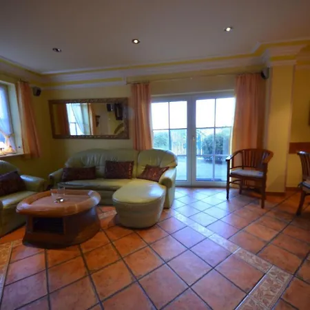 Ferienhaus Eck - Reethaus Kirchhaus Groß Zicker