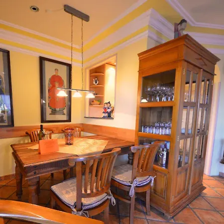 Ferienhaus Eck - Reethaus Kirchhaus