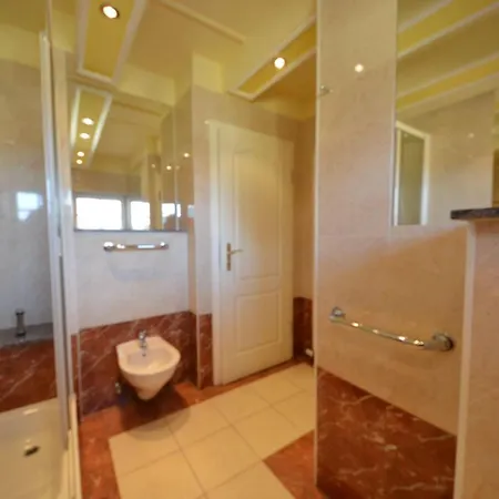 Eck - Reethaus Kirchhaus