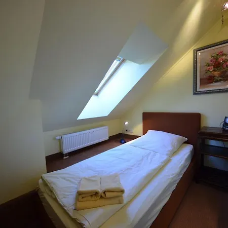 Holiday home Eck-reethaus-kirchhaus Gross Zicker